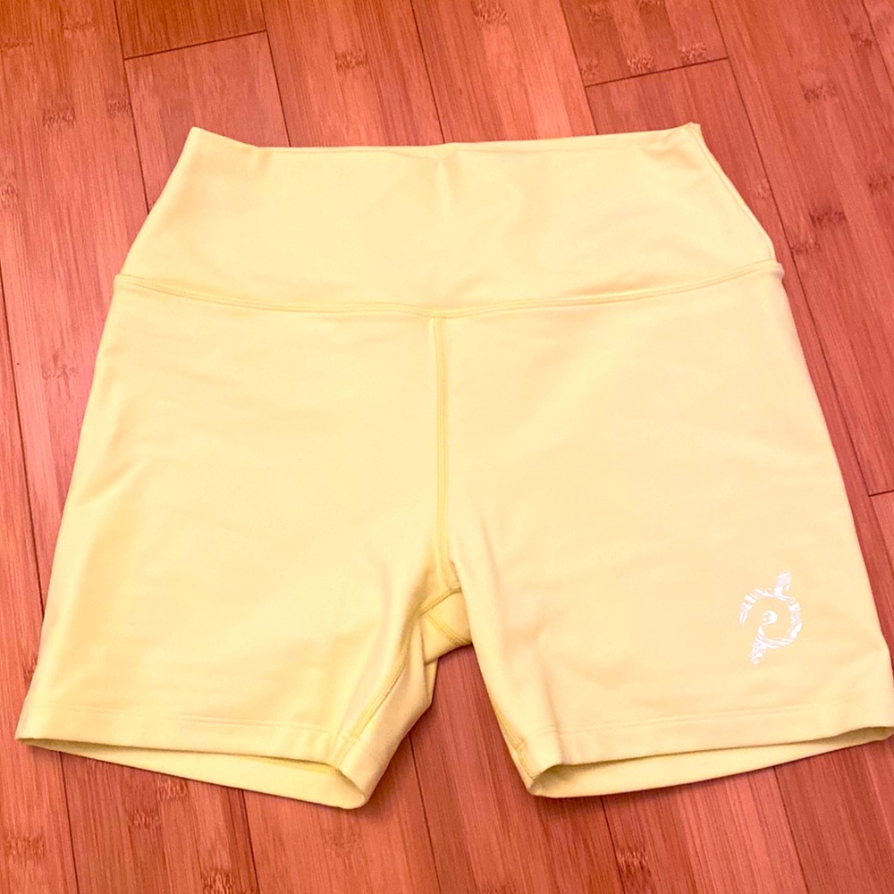 *BRAND NEW* Peloton Cadent 5” Bike Short Medium *Never Worn*